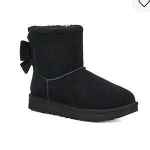 UGG Black Bailey Bow boots